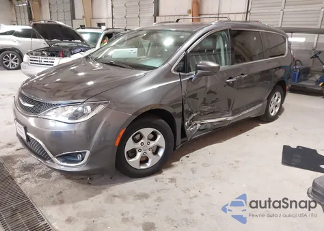 2017 Chrysler Pacifica Touring-L Plus из США, поврежденный, VIN 2C4RC1EG7HR588782